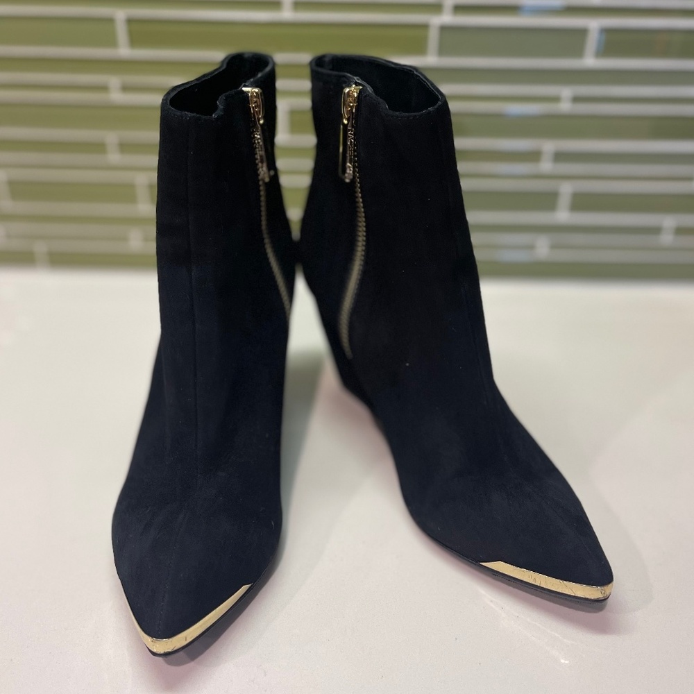 Rachel Zoe Black Suede Ankle Booties sz 7
